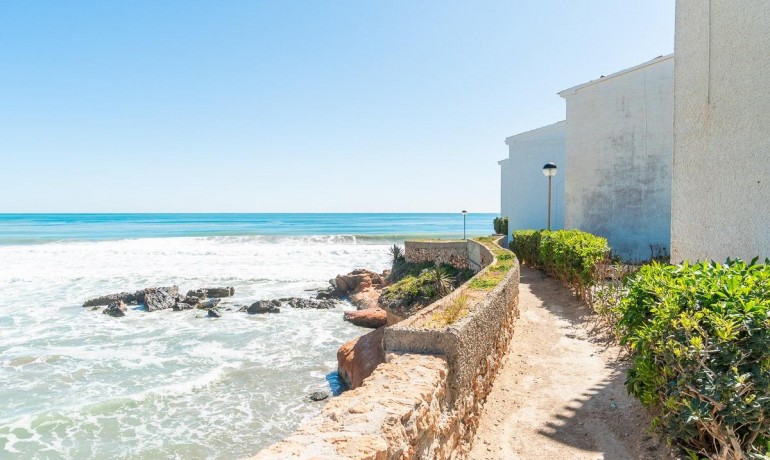 Herverkoop - Huis -
Orihuela Costa* - Playa Flamenca