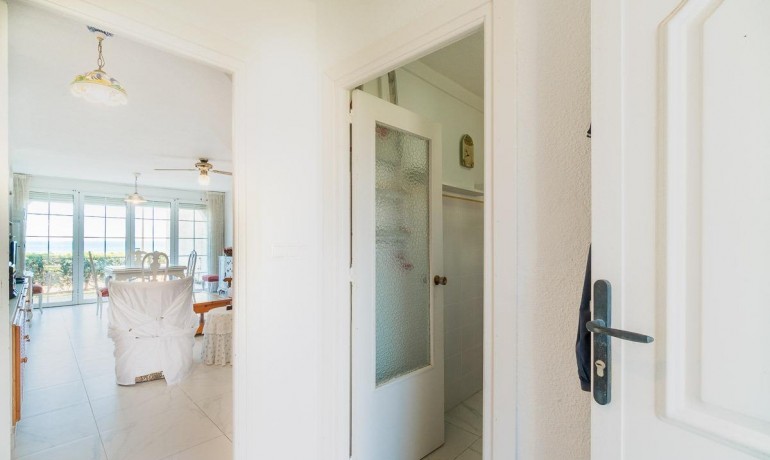 Herverkoop - Huis -
Orihuela Costa* - Playa Flamenca