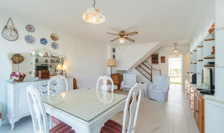 Herverkoop - Huis -
Orihuela Costa* - Playa Flamenca