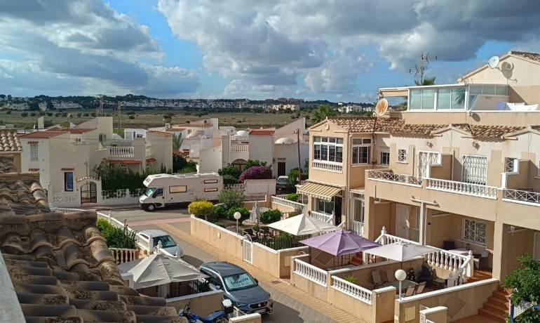 Herverkoop - Huis -
Orihuela Costa* - Orihuela Costa