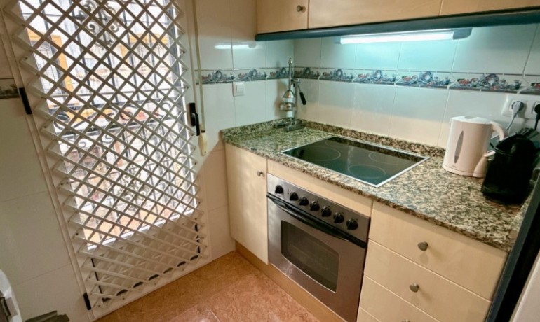 Herverkoop - Huis -
Orihuela* - Desamparados - Hurchillo - Torremendo