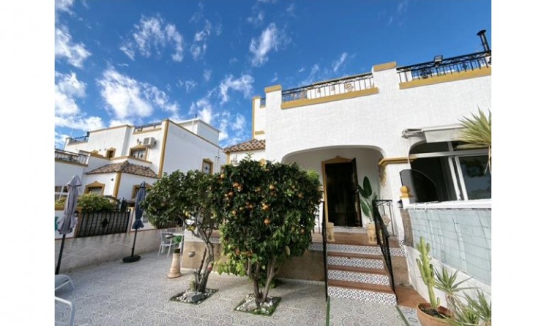 Herverkoop - Huis -
Orihuela* - Desamparados - Hurchillo - Torremendo