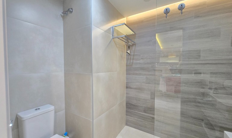 Herverkoop - Apartment / Flat * -
Orihuela Costa * - Punta Prima *