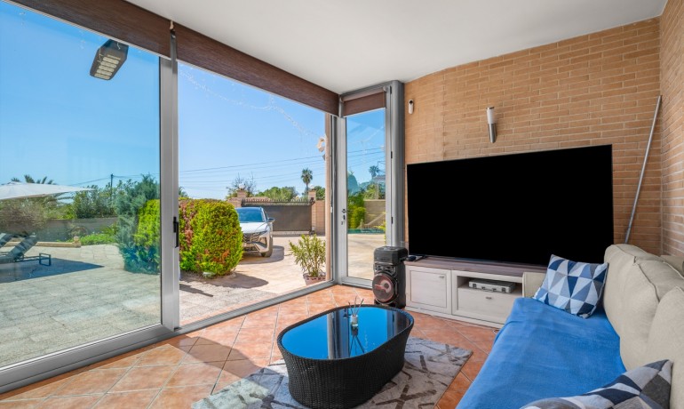 Venta - Finca -
Crevillente