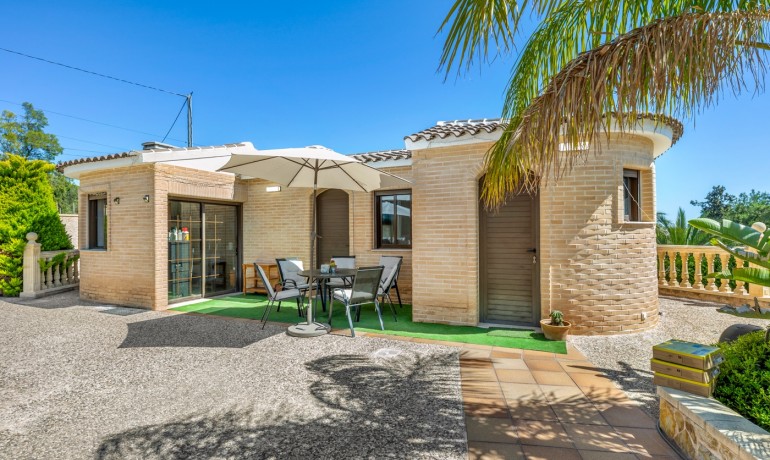 Venta - Finca -
Crevillente