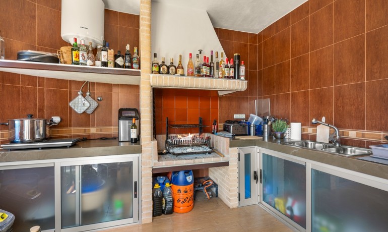 Venta - Finca -
Crevillente