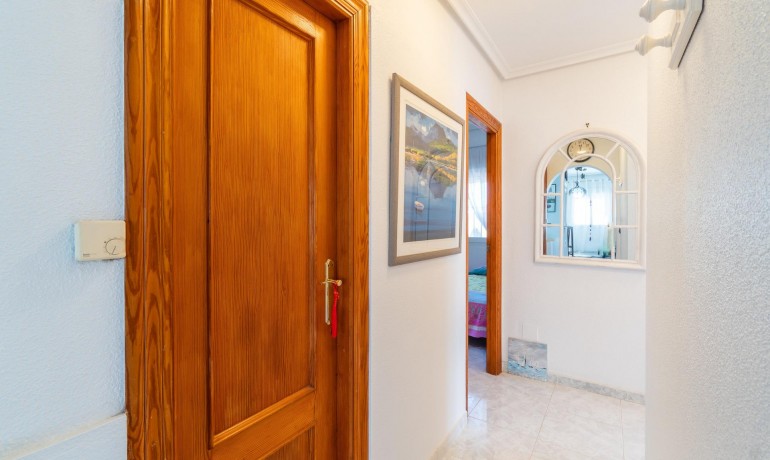 Sale - Villa -
Orihuela Costa* - La Zenia