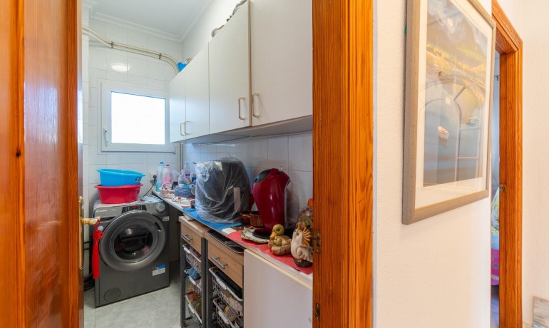 Sale - Villa -
Orihuela Costa* - La Zenia