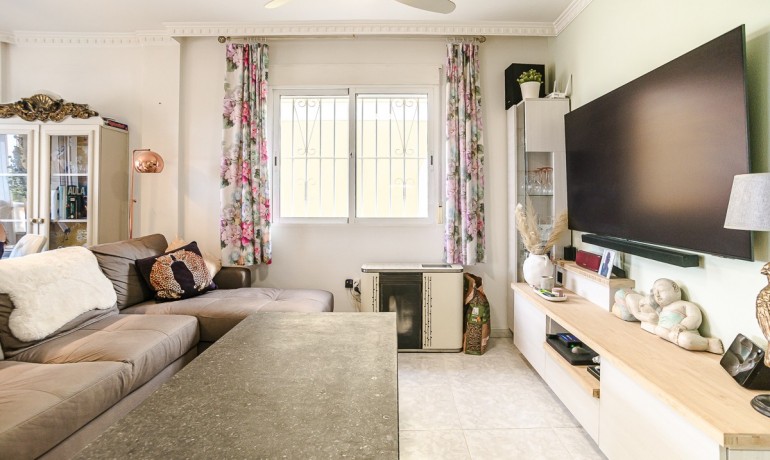 Herverkoop - Villa -
San Fulgencio - urb.la marina