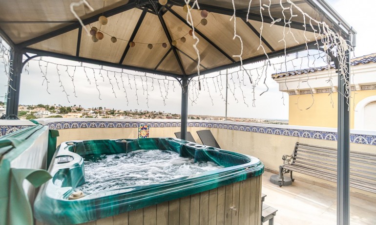 Herverkoop - Villa -
San Fulgencio - urb.la marina