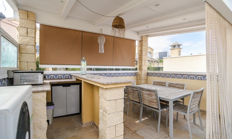 Herverkoop - Villa -
San Fulgencio - urb.la marina