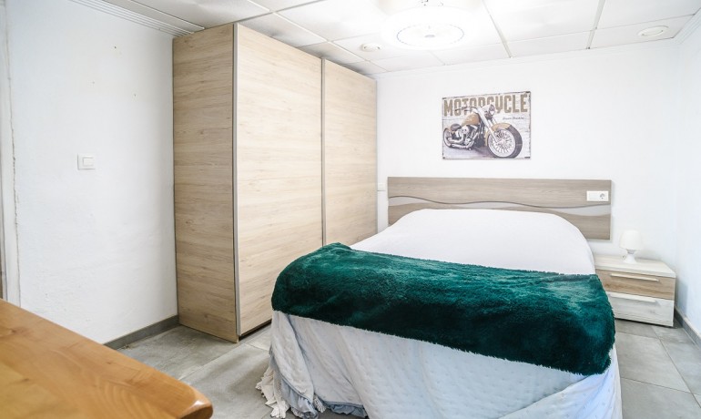 Herverkoop - Villa -
San Fulgencio - urb.la marina