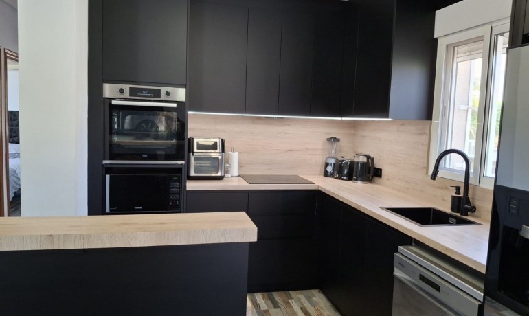 Herverkoop - Villa Detached -
Cuidad Quesada* - Doña pepa