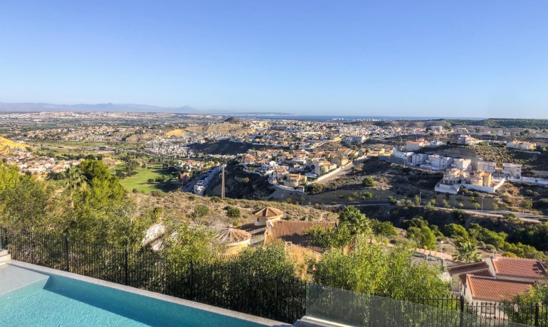 Sale - Villa -
Cuidad Quesada* - Ciudad Quesada