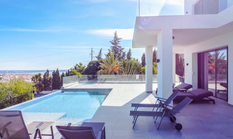 Sale - Villa -
Cuidad Quesada* - Ciudad Quesada