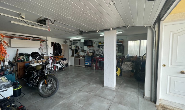 Sale - Villa -
San Fulgencio