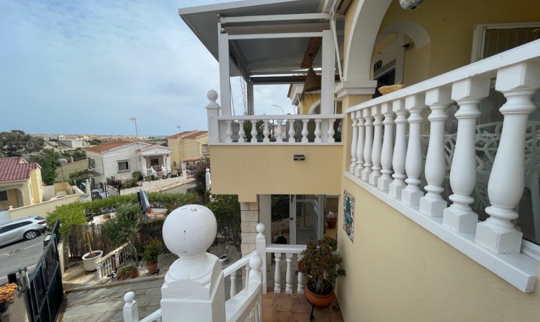 Sale - Villa -
San Fulgencio