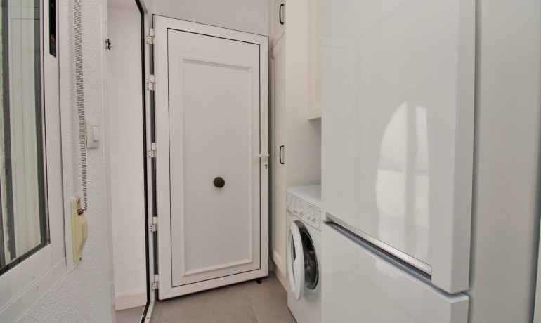 Sale - Villa -
Villamartin