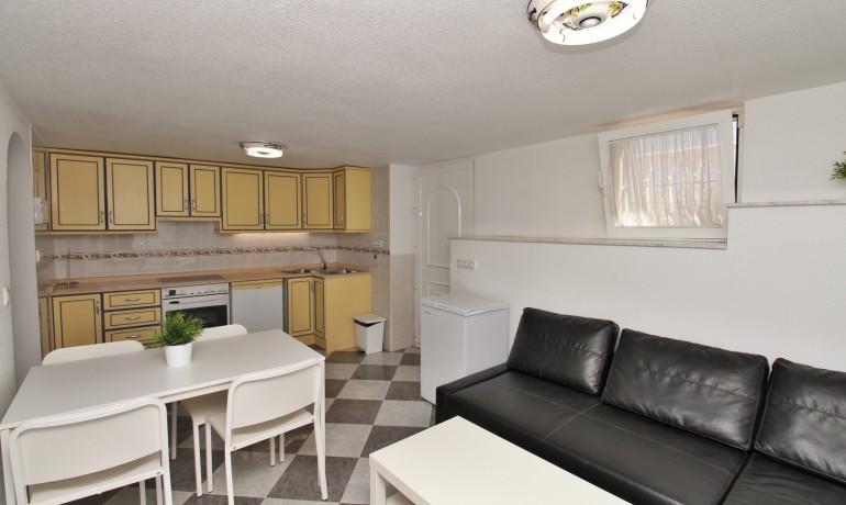 Sale - Villa -
Villamartin