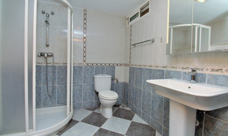 Sale - Villa -
Villamartin