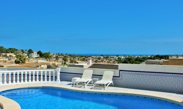 Sale - Villa -
Villamartin