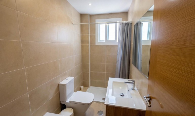 Venta - Apartamento / piso -
Torrevieja - Centro