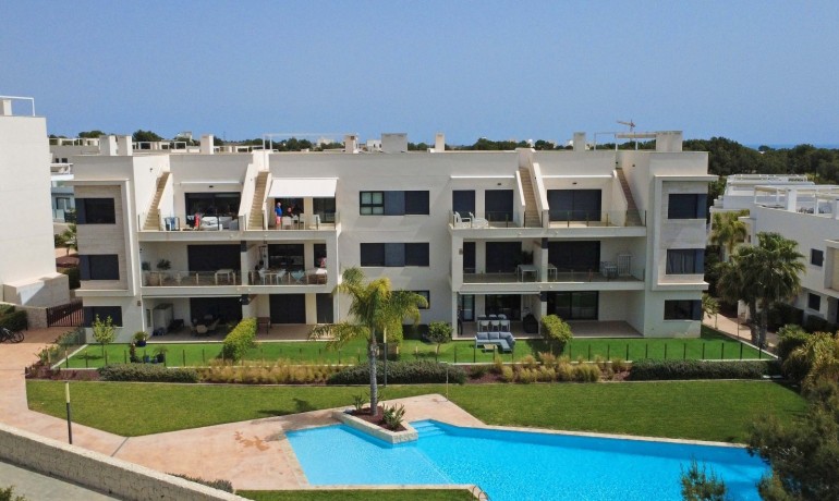 Sale - Apartment / Flat -
Pilar de la Horedada* - Lo Romero Golf