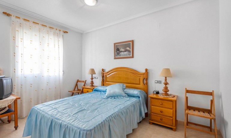 Herverkoop - Appartement / Flat -
Torrevieja* - Estacion de autobuses