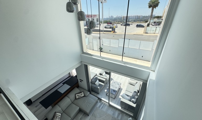 Sale - Villa -
Lomas de Cabo Roig