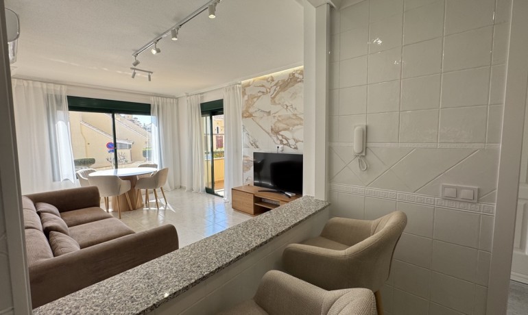 Venta - Apartamento / piso -
Campoamor Golf