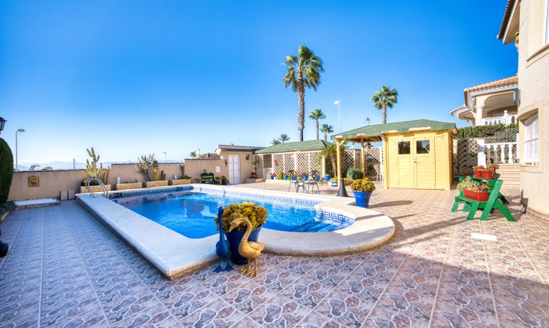 Sale - Villa -
Benimar - Benimar II