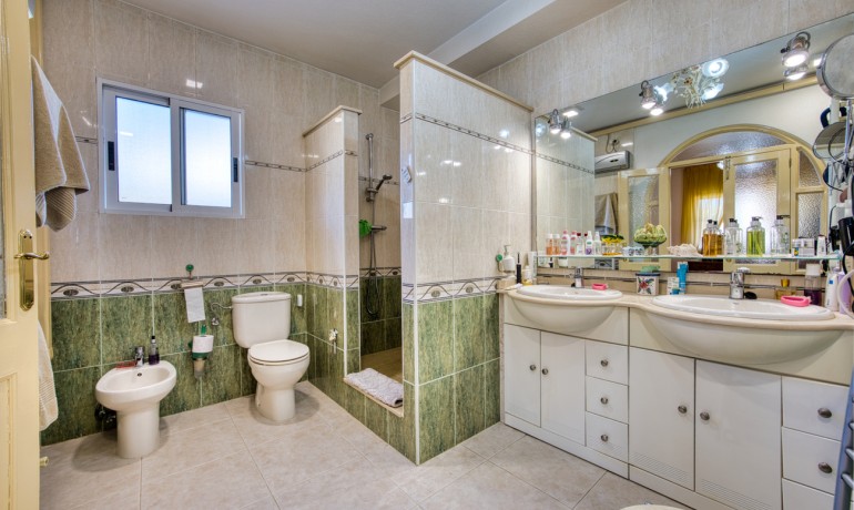 Sale - Villa -
Benimar - Benimar II