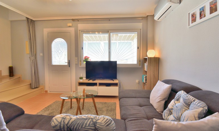 Sale - Villa -
Ciudad Quesada - La Marquesa