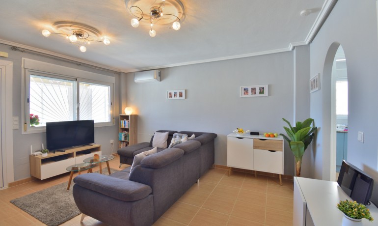 Sale - Villa -
Ciudad Quesada - La Marquesa