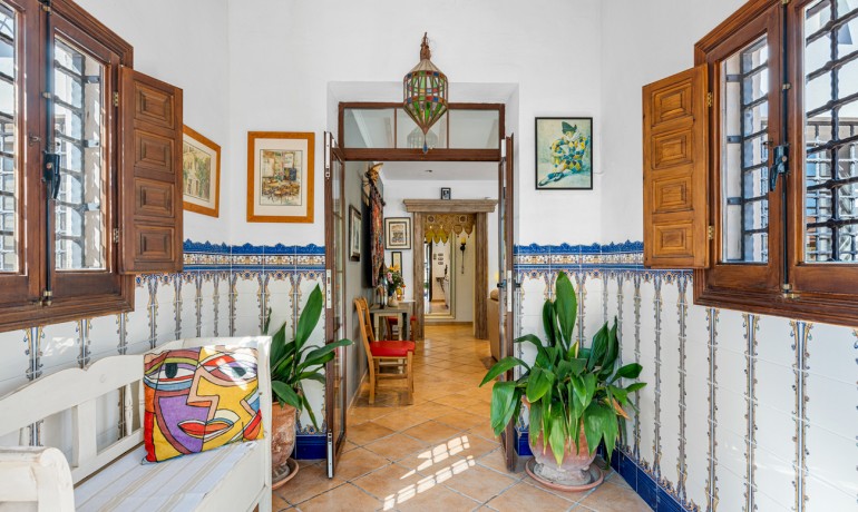 Sale - Finca / Country Property -
Daya Nueva - Daya Nueva - Country