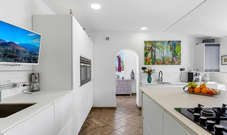 Sale - Finca / Country Property -
Daya Nueva - Daya Nueva - Country