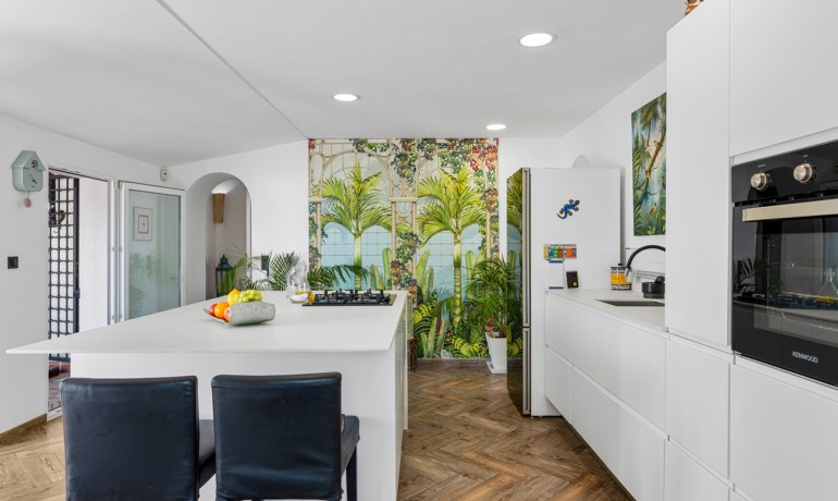 Sale - Finca / Country Property -
Daya Nueva - Daya Nueva - Country