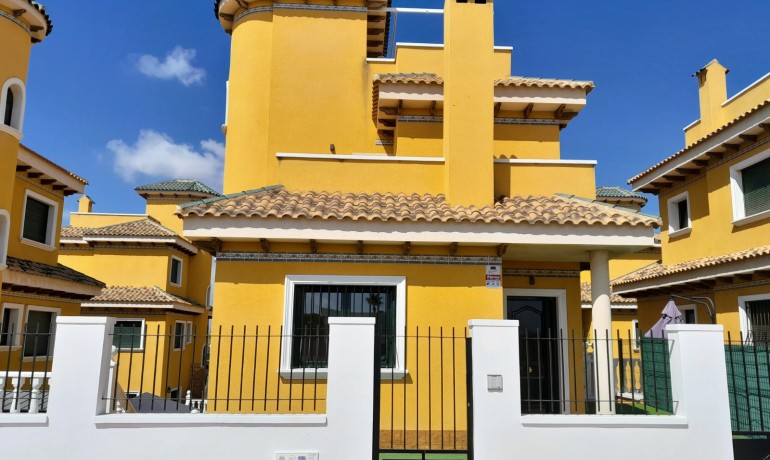 Sale - Villa -
Ciudad Quesada - Lo Marabu