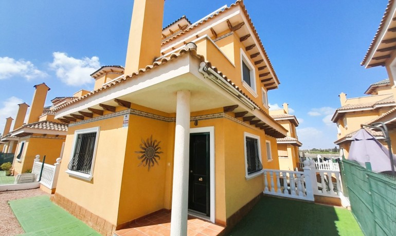 Sale - Villa -
Ciudad Quesada - Lo Marabu
