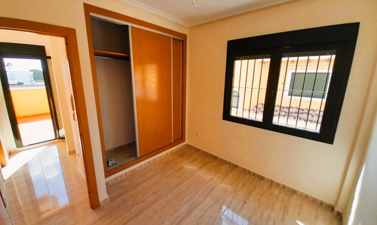 Sale - Villa -
Ciudad Quesada - Lo Marabu