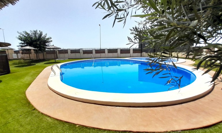 Sale - Villa -
Ciudad Quesada - Lo Marabu