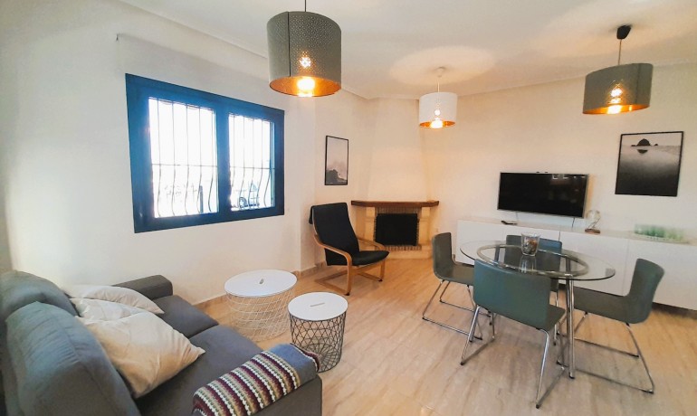 Sale - Villa -
Ciudad Quesada - Lo Marabu