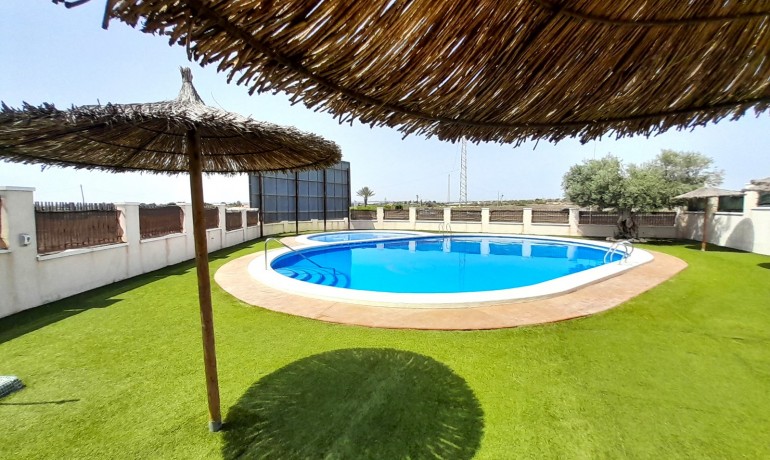 Sale - Villa -
Ciudad Quesada - Lo Marabu