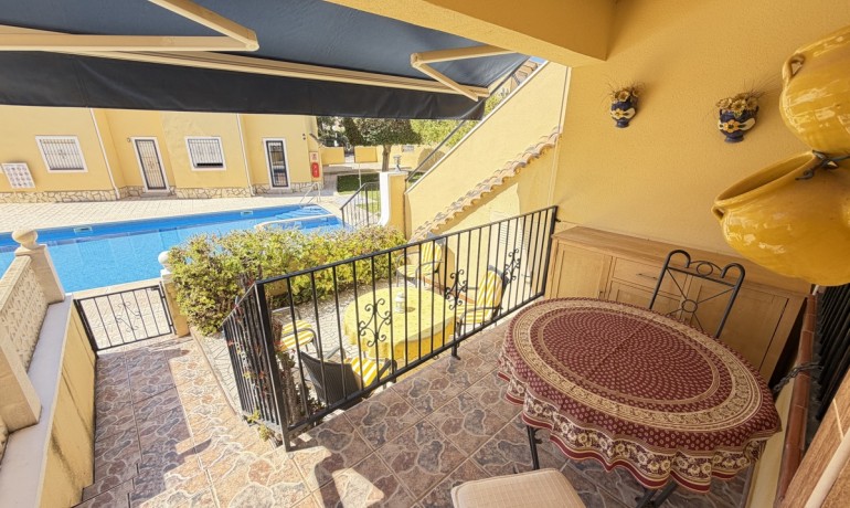 Venta - Apartamento / piso -
Villamartin