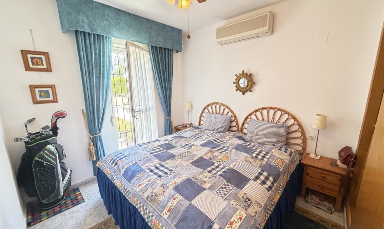 Venta - Apartamento / piso -
Villamartin