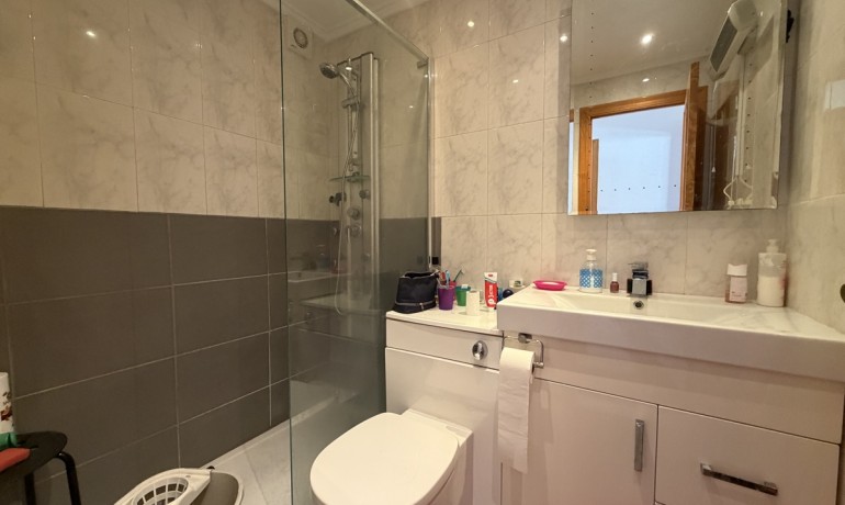 Venta - Apartamento / piso -
Villamartin