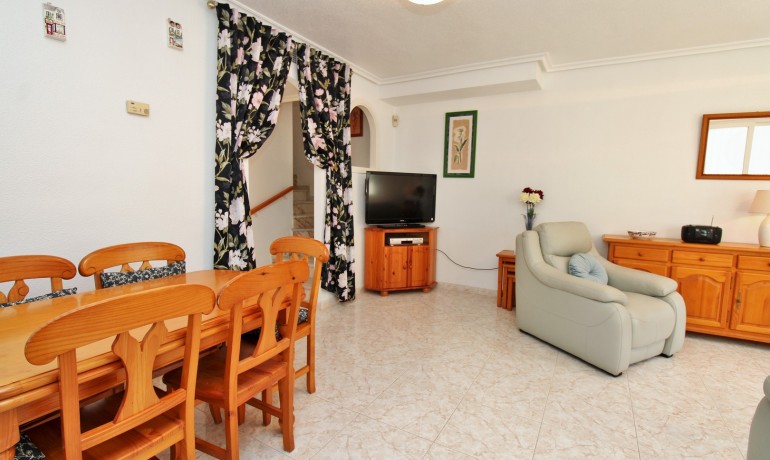 Sale - House -
Playa Flamenca