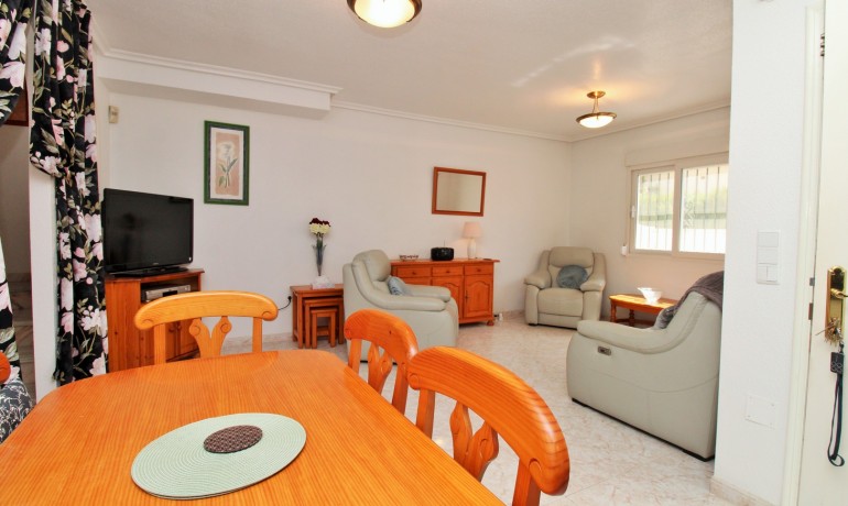 Sale - House -
Playa Flamenca