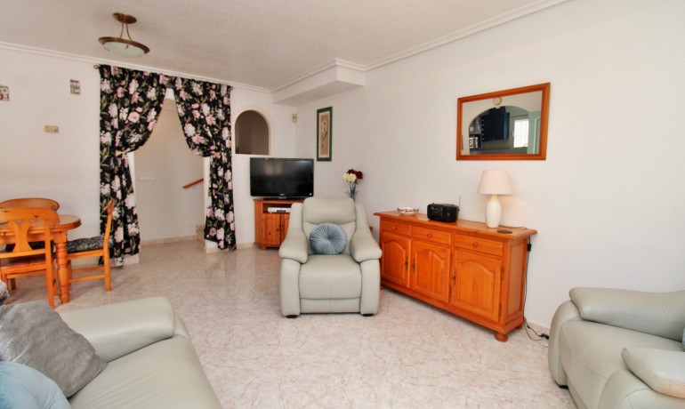Sale - House -
Playa Flamenca