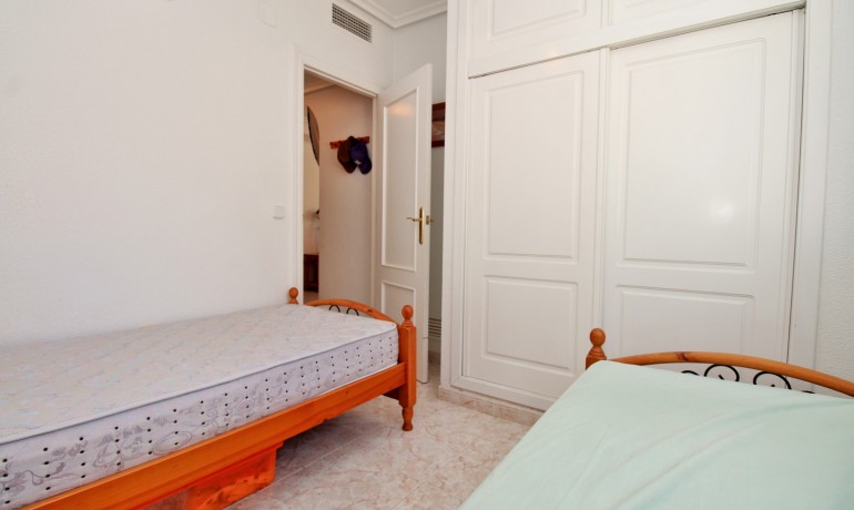 Sale - House -
Playa Flamenca